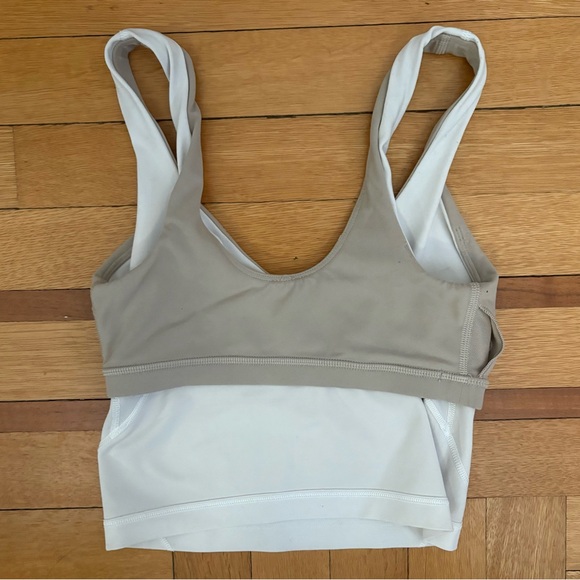 Lululemon White Crop Tank in Size 0. Preloved! - Picture 2 of 4